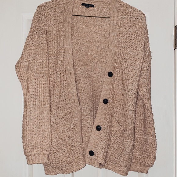 American Eagle Outfitters Sweaters - Chunky cream American Eagle sweater